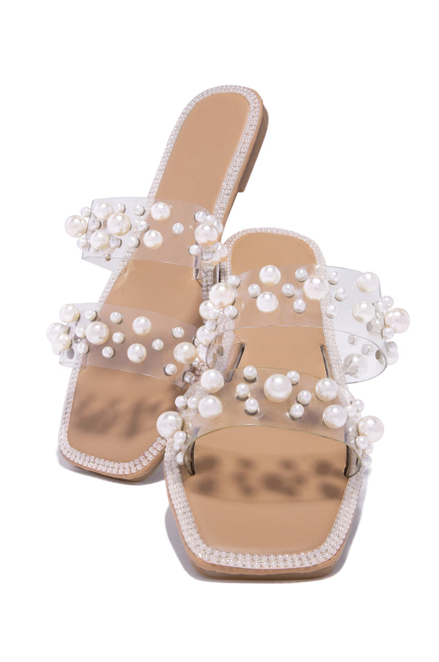 Load image into Gallery viewer, Slip On Faux Pearl Sandals
