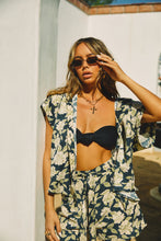 Load image into Gallery viewer, Navy Top
