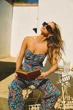 Load image into Gallery viewer, Two Piece Matching Vacay Set
