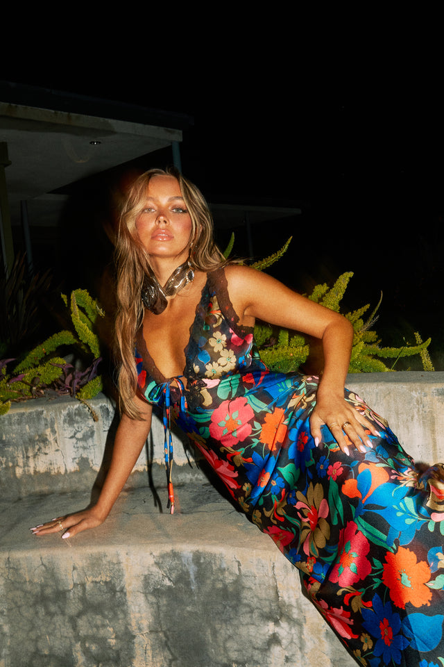 Load image into Gallery viewer, Sarin Maxi Dress
