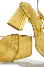 Load image into Gallery viewer, Gold-Tone Heels
