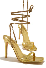 Load image into Gallery viewer, Pretty Girl - Gold
