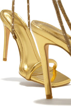 Load image into Gallery viewer, Pretty Girl - Gold
