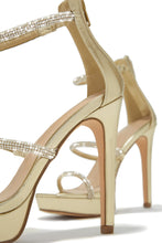 Load image into Gallery viewer, Gold-Tone Platform Heels with Back Zipper Closure
