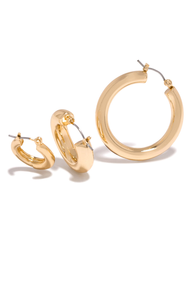 Load image into Gallery viewer, Chunky Gold Hoop Set
