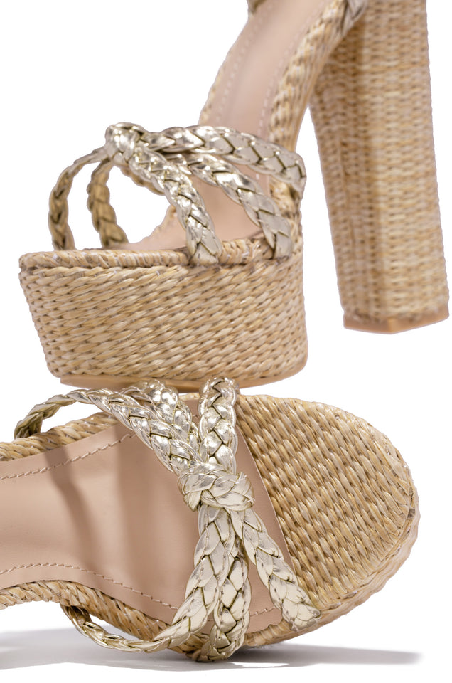 Load image into Gallery viewer, Gold Faux Raffia Heel 
