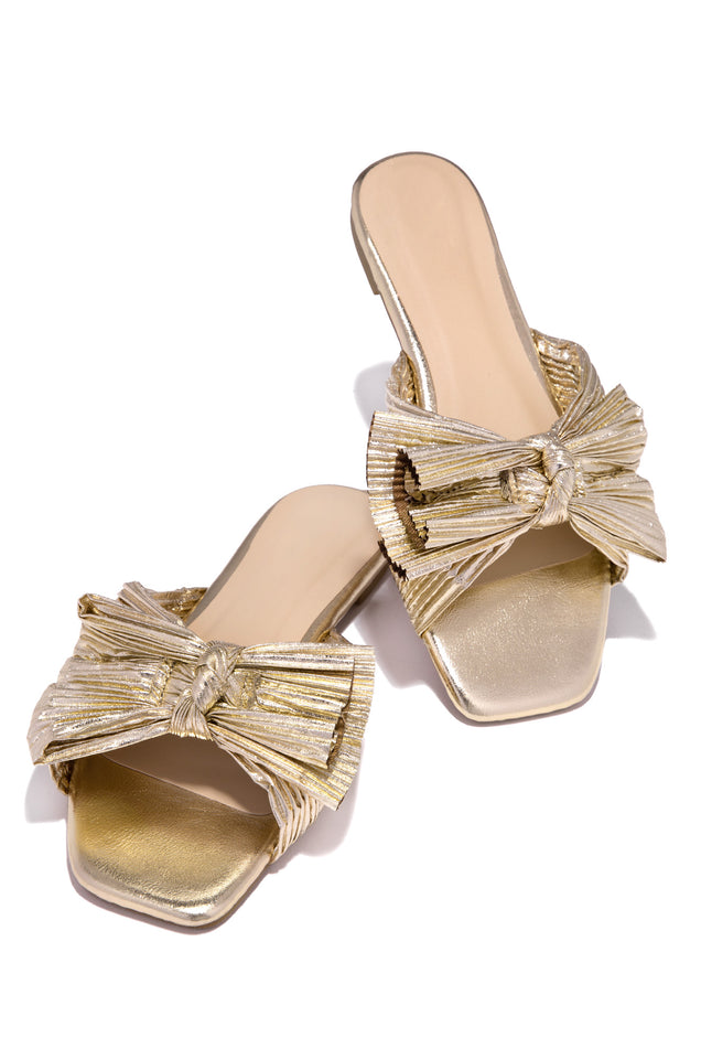 Load image into Gallery viewer, Stacey Bow Tie Slip On Sandals - Silver
