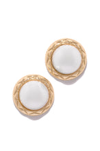 Load image into Gallery viewer, Gold Tone Earrings 
