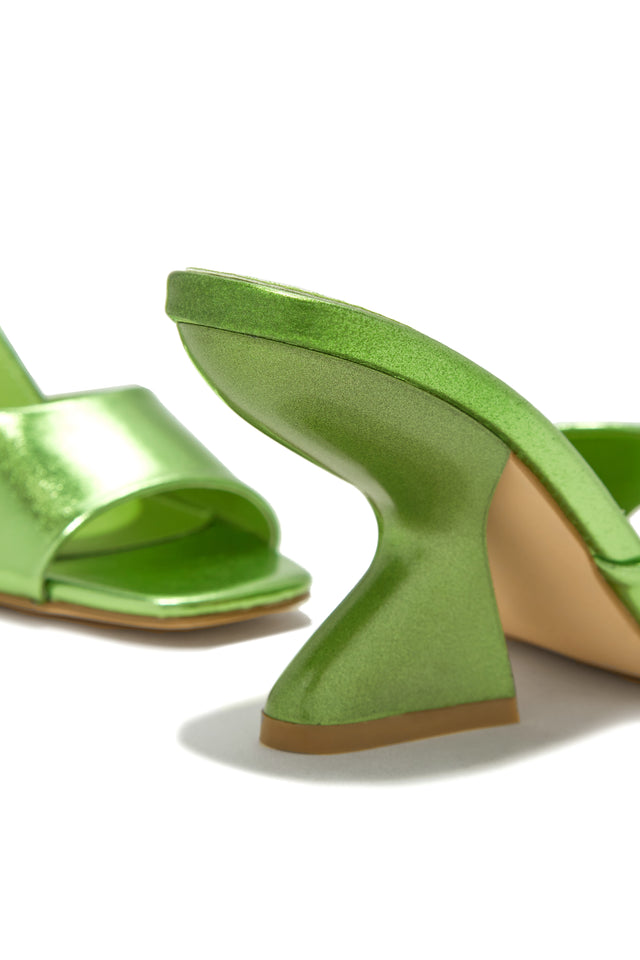 Load image into Gallery viewer, Racquel Mid Heel Mules - Green
