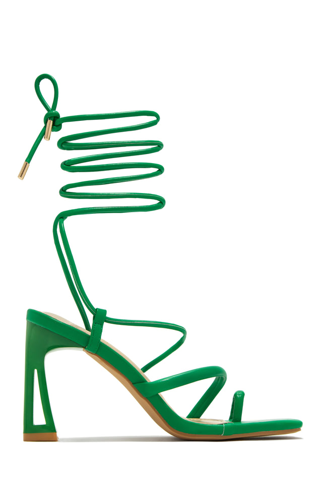 Load image into Gallery viewer, Dreamy Romance - Green
