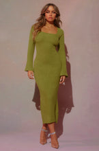 Load image into Gallery viewer, Green Long Sleeve Dress
