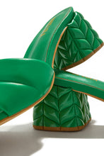 Load image into Gallery viewer, La Vita - Green
