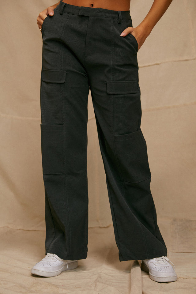 Load image into Gallery viewer, Dark Grey Cargo Pant
