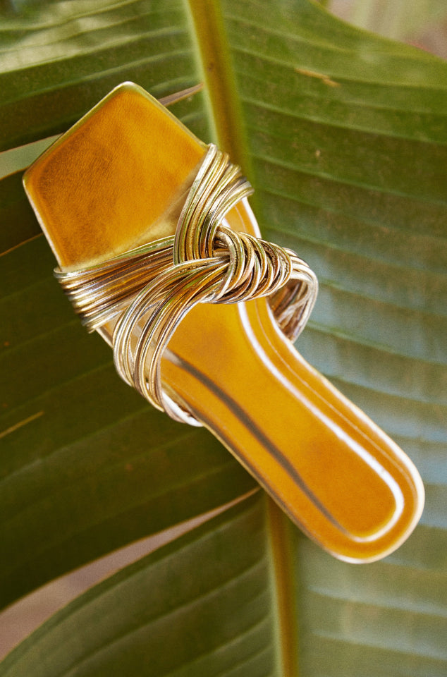 Load image into Gallery viewer, Gold-Tone Slides

