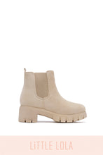 Load image into Gallery viewer, Ivory Boots 
