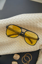 Load image into Gallery viewer, Lori - Yellow
