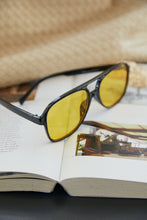 Load image into Gallery viewer, Lori - Yellow
