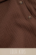 Load image into Gallery viewer, Brown Crinkled Gauze Fabric Detail Shot

