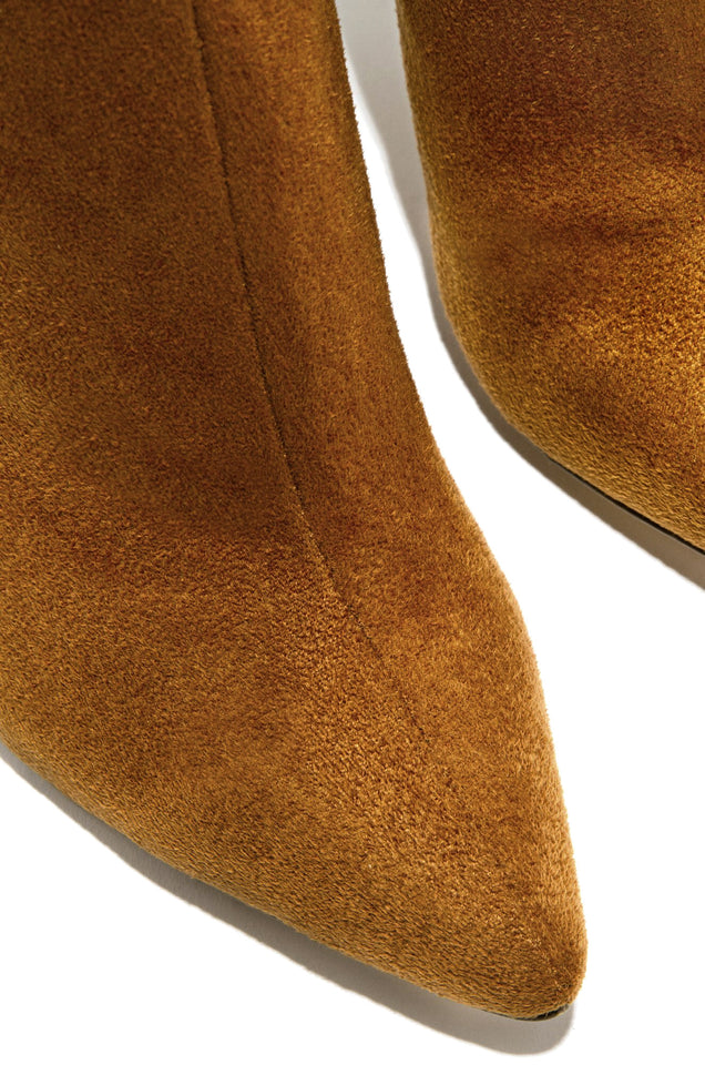 Load image into Gallery viewer, Solemate Ruched Detailed Ankle Heel Boots - Tan
