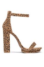 Load image into Gallery viewer, New View Block High Heels - Cheetah
