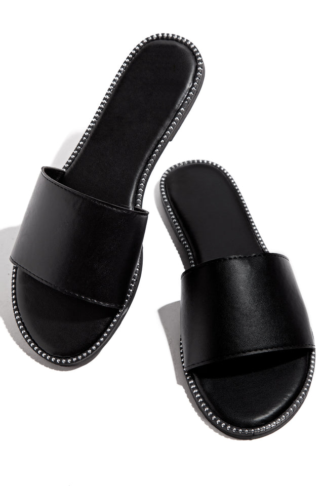 Load image into Gallery viewer, Black Slip On Sandals
