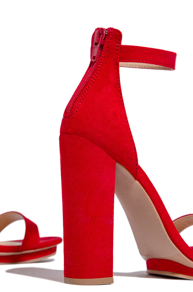 Load image into Gallery viewer, New View Block High Heels - Red
