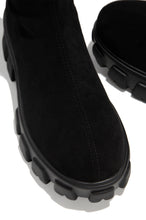 Load image into Gallery viewer, black chunky heel boot 
