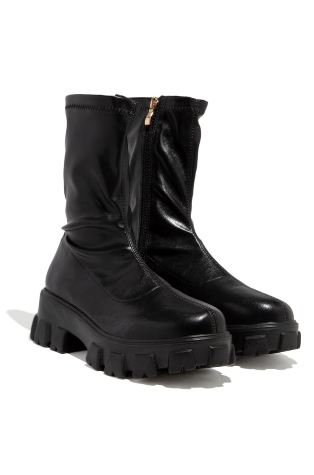 Load image into Gallery viewer, black ankle boot 
