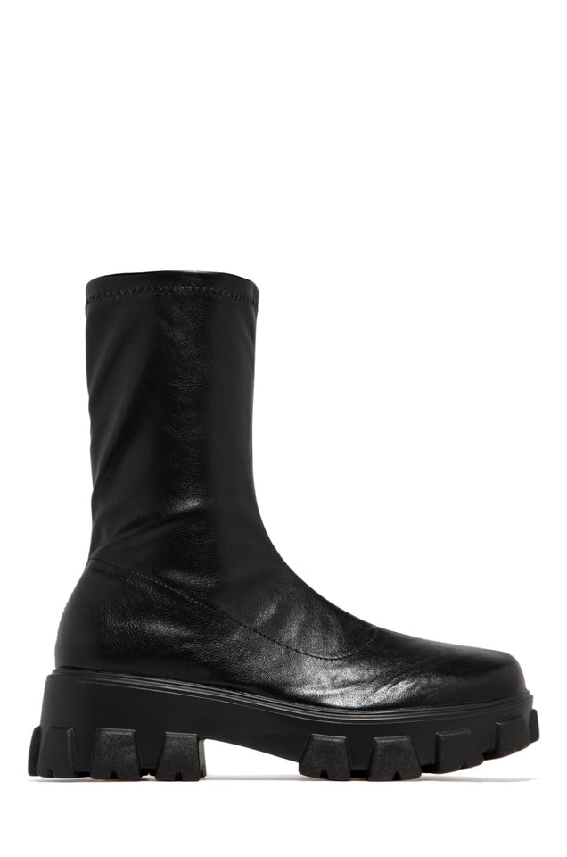 Load image into Gallery viewer, black faux leather ankle boot 
