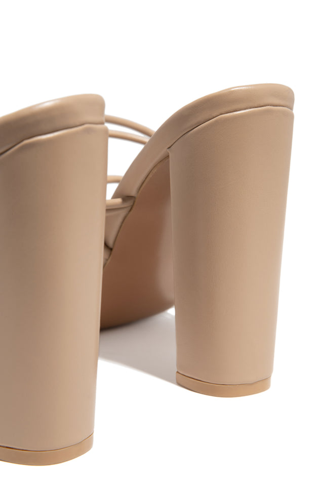 Load image into Gallery viewer, nude block slip on heel 

