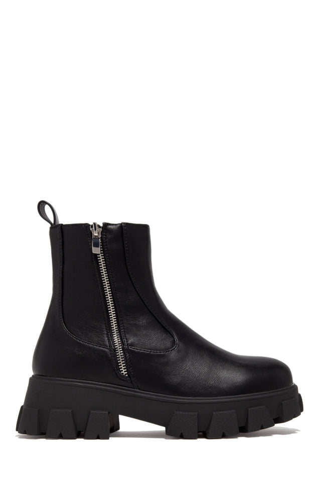 Load image into Gallery viewer, Black Flat Boots
