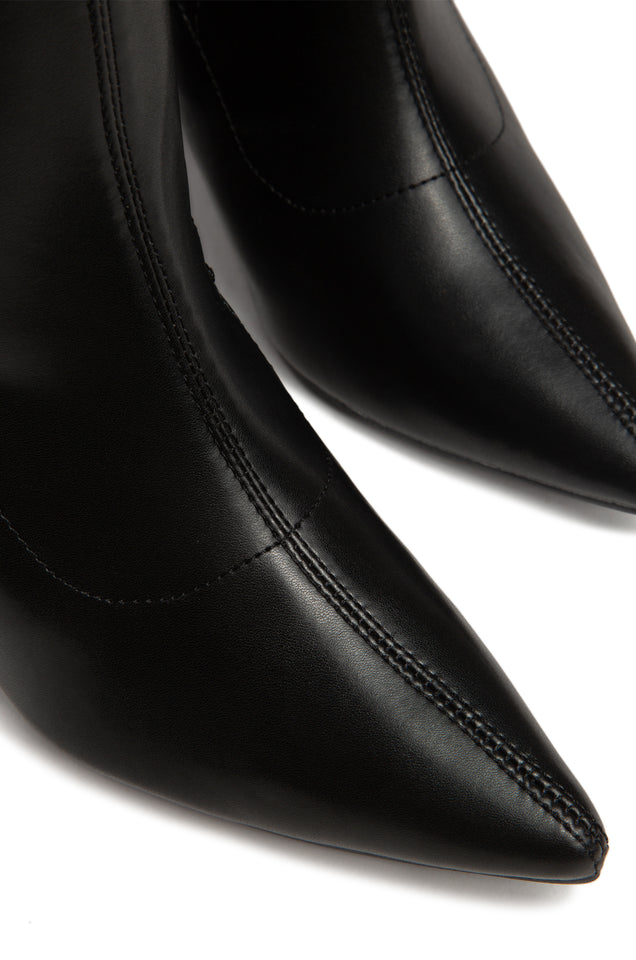 Load image into Gallery viewer, black faux leather boot 
