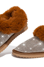 Load image into Gallery viewer, tan slip ons 
