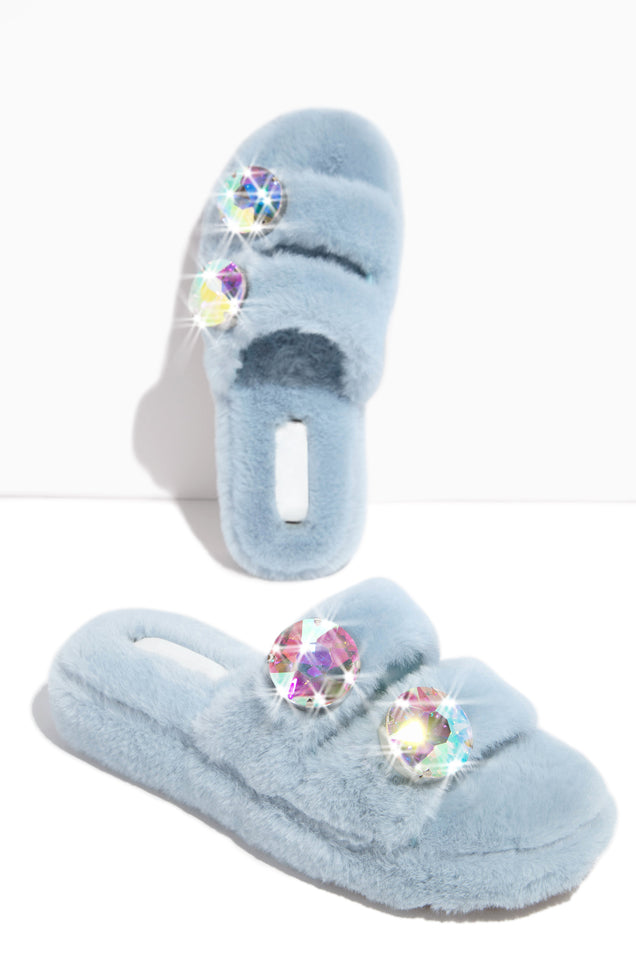 Load image into Gallery viewer, Luxe &amp; Chill - Light Blue
