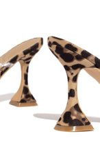 Load image into Gallery viewer, Chunky Heel
