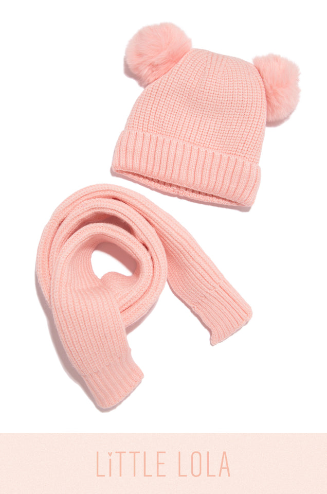 Load image into Gallery viewer, pink knitted scarf  
