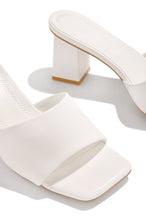 Load image into Gallery viewer, Valentine Block Heel Mules - White
