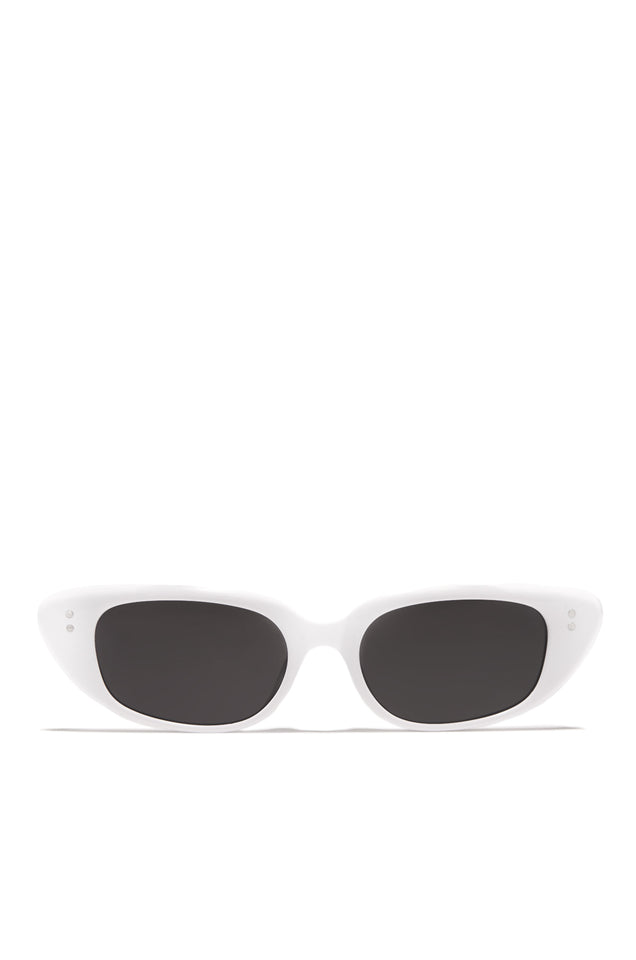 Load image into Gallery viewer, Chill Views Cat Eye Sunglasses- White
