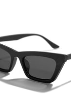 Load image into Gallery viewer, Downtown Streets Sunglasses - Black Matte
