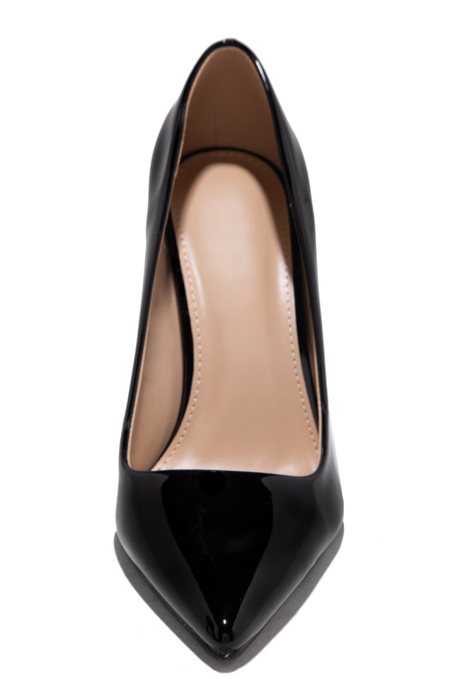 Load image into Gallery viewer, Black Patent Closed Toe Pump 
