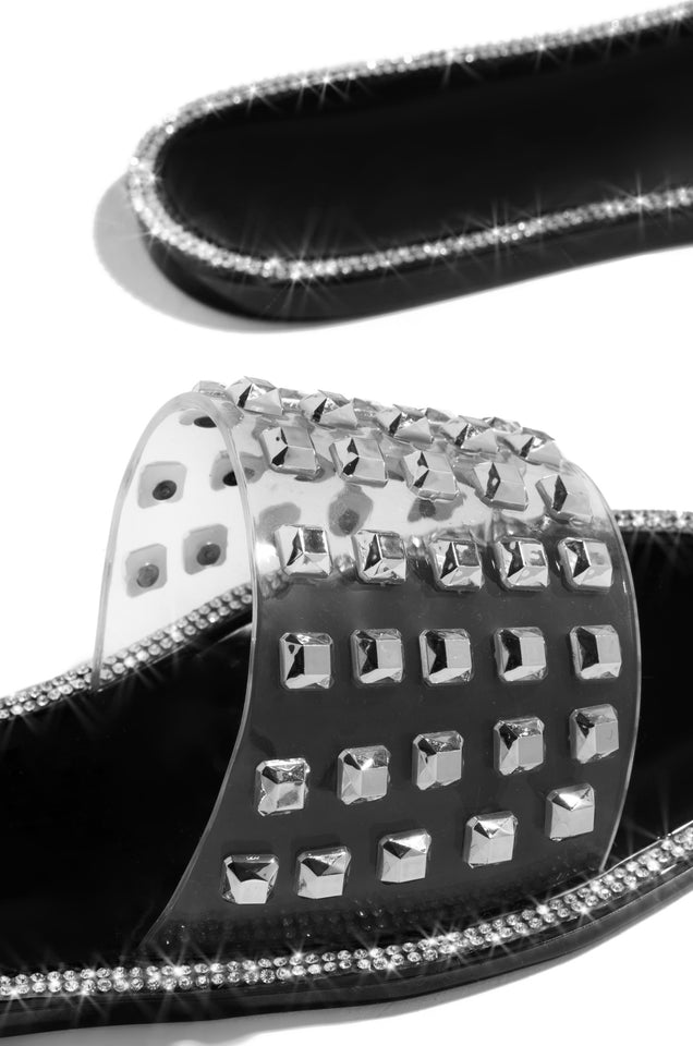 Load image into Gallery viewer, Luxe Chillin - Black
