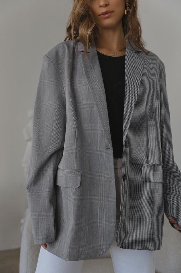 Load image into Gallery viewer, two tone blazer
