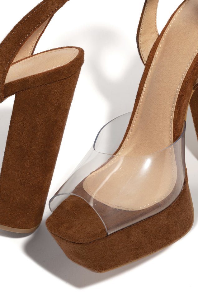 Load image into Gallery viewer, Brown Chunky Heel
