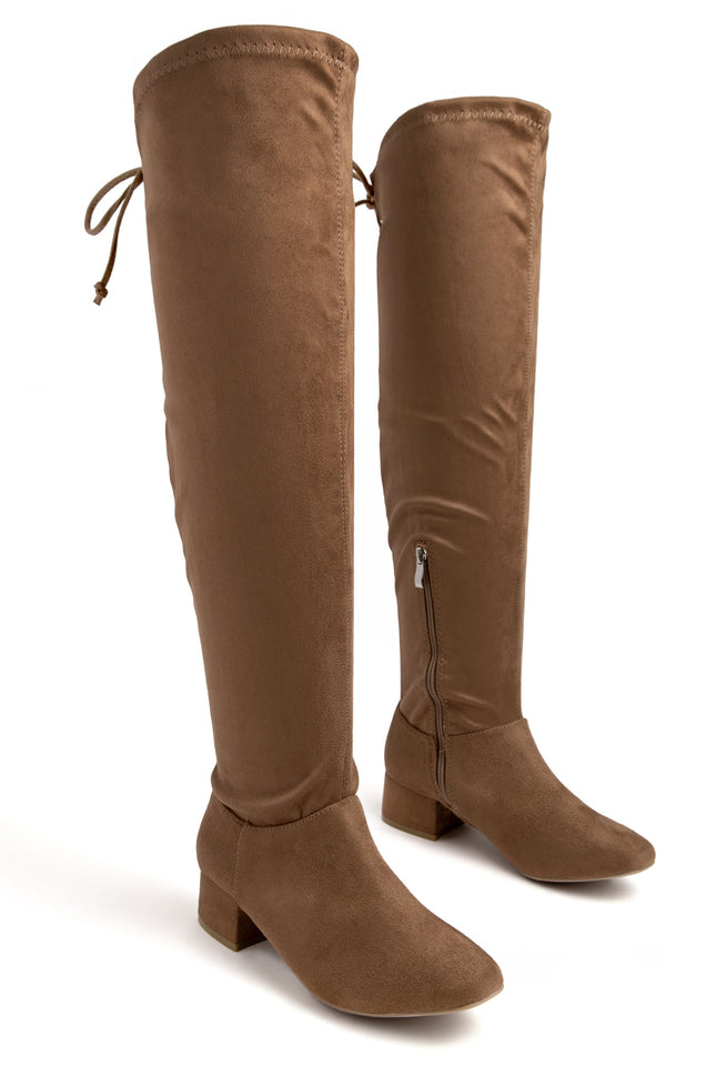 Load image into Gallery viewer, brown rounded toe boot 
