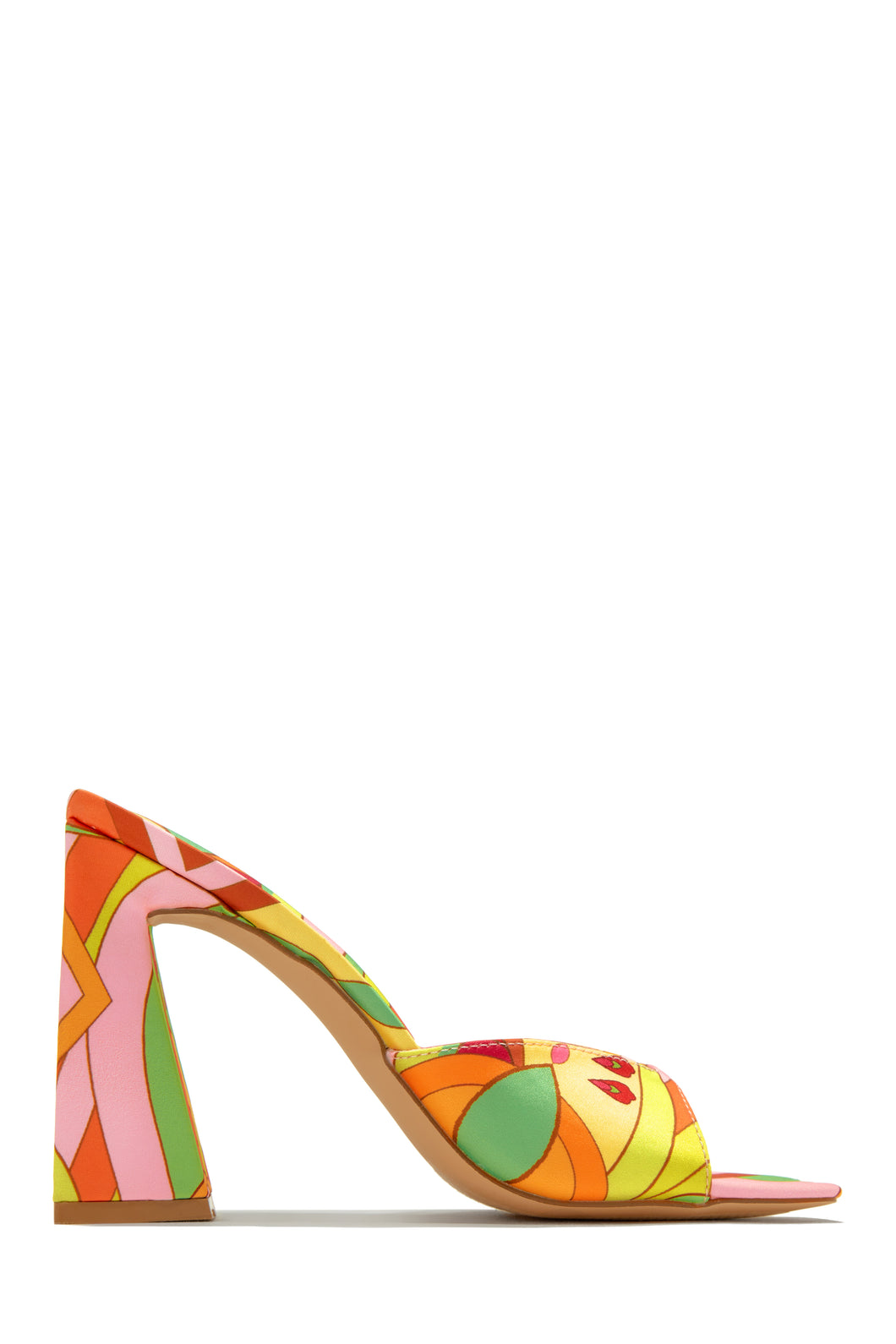 beautiful chunky heel multi print single sole heel. perfect for spring and summer 