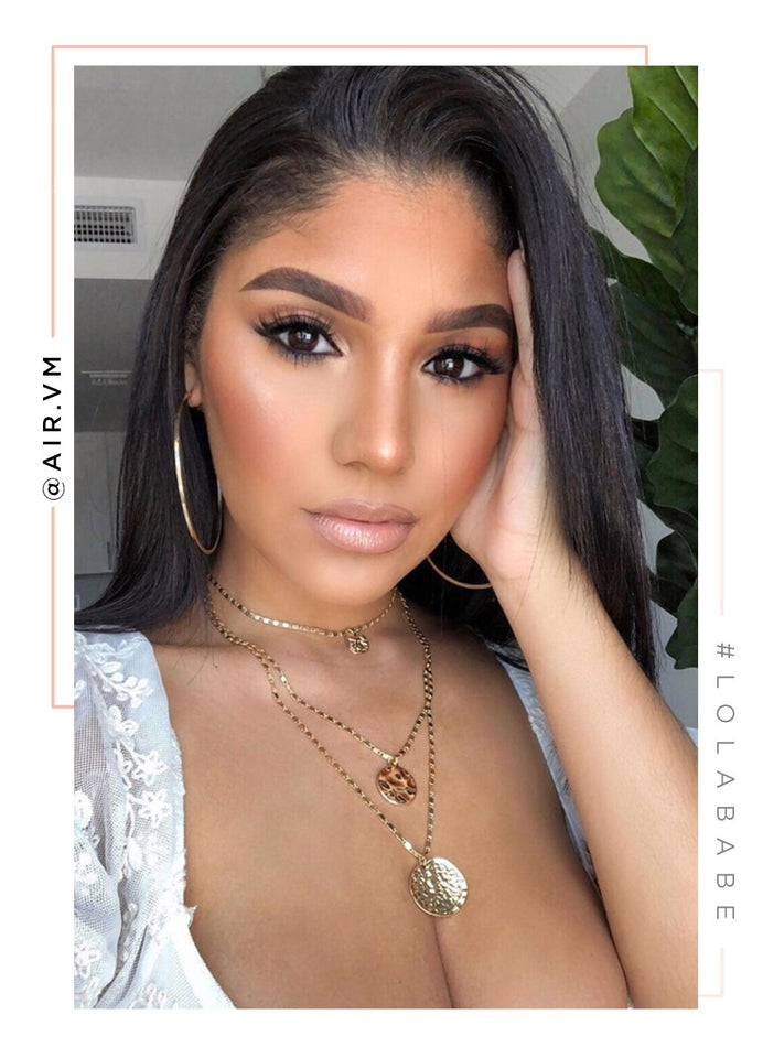 Load image into Gallery viewer, Woman Wearing Gold Tone Necklace
