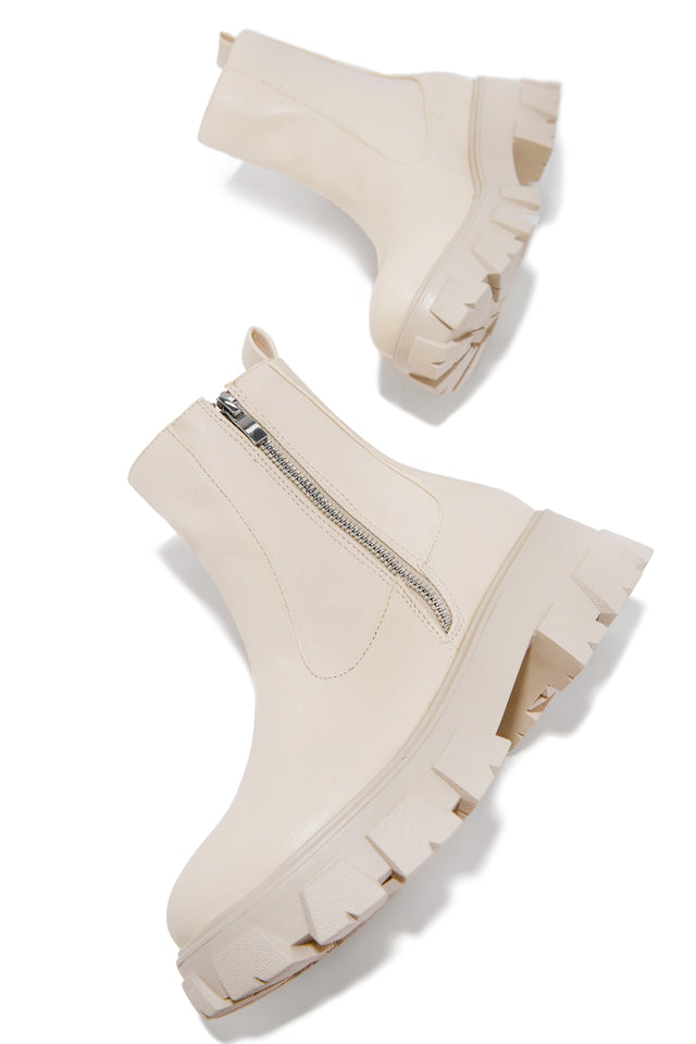 Load image into Gallery viewer, Beige Nude Boots
