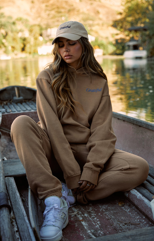 Load image into Gallery viewer, Grateful Jogger - Nude
