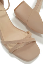 Load image into Gallery viewer, Nude Chunky Heels
