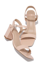 Load image into Gallery viewer, Nude Chunky Heel
